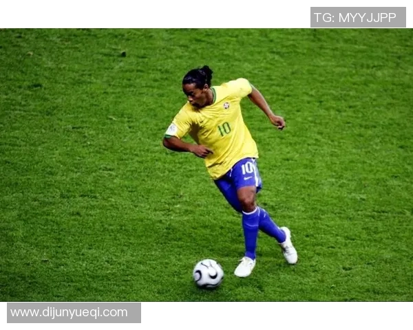 足球明星小罗的传奇人生与足球世界的精彩瞬间