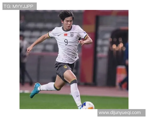 珍爱中国足球的明星球员们与他们的辉煌成就和影响力