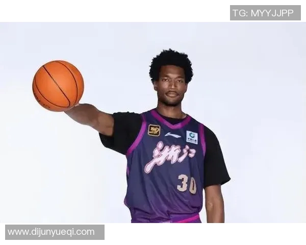 在街头偶遇广东篮球明星的那一刻我心中的激动与惊喜